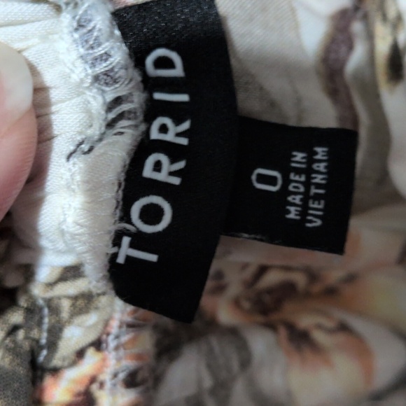 Torrid Chalis Floral Tea Dress Sz 0 0X L/XL Midi Vacation Tropical Resort Cruise - Picture 11 of 11
